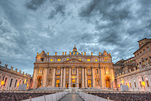 广场,圣彼得大教堂,黄昏,梵蒂冈城,罗马,拉齐奥,意大利,欧洲
