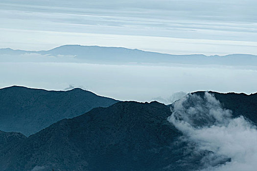 模糊,山色