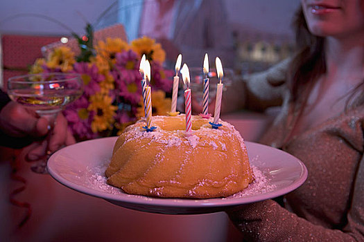 女人,拿着,生日蛋糕,蜡烛
