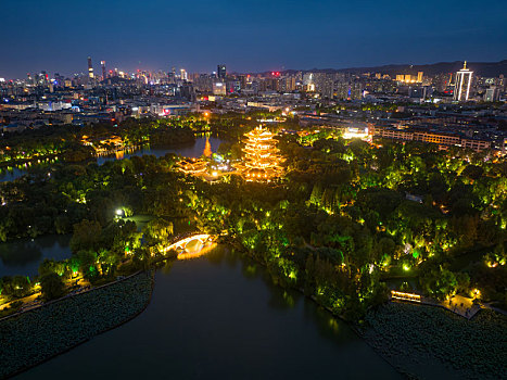 济南大明湖超然楼夜景