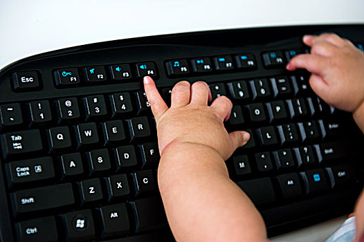 手,键盘,早期教育