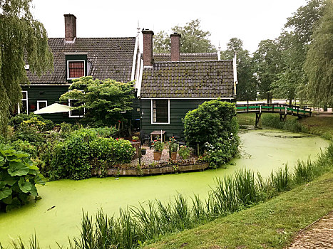 荷兰的优美别墅