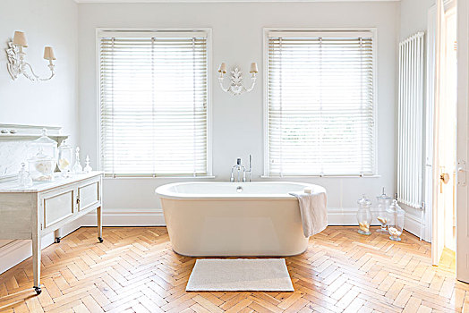 白色,奢华,家,展示,浴室,湿透,浴缸,木地板,实木地板