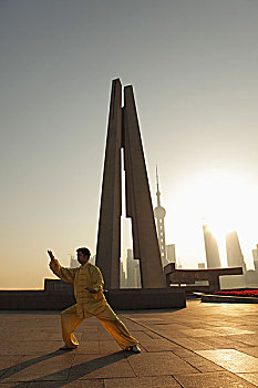 男人,太极拳,正面,英雄,战争纪念碑,上海,中国