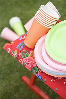 色彩,纸杯,盘子,折叠,凳子,花园
