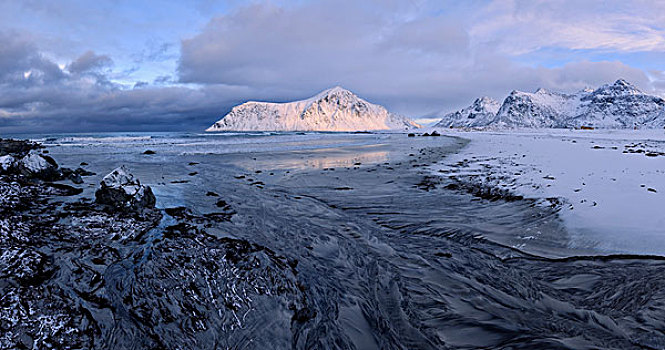 海滩,积雪,山,背景,冬天,罗弗敦群岛,挪威,斯堪的纳维亚