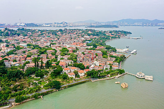 航拍福建厦门鼓浪屿风景名胜区风光