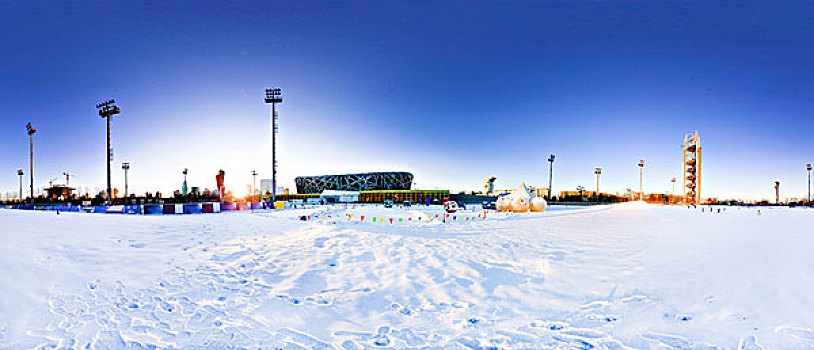 日出鸟巢滑雪场