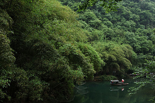 宜昌,三峡人家,长江,运输,航道,民俗,表演,风景,景点,旅游,高山,瀑布,河流,神秘,树木,植被,峡谷,壮观