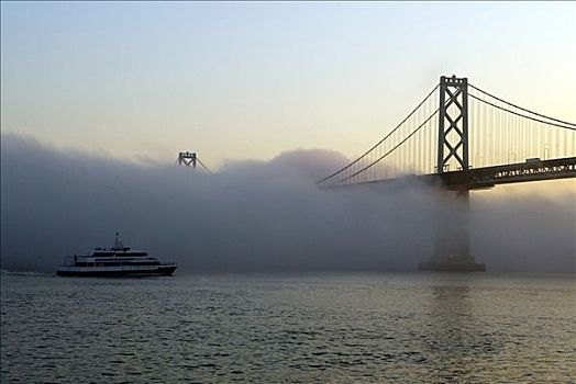 晨雾,旧金山,加利福尼亚,美国