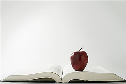 苹果,书本