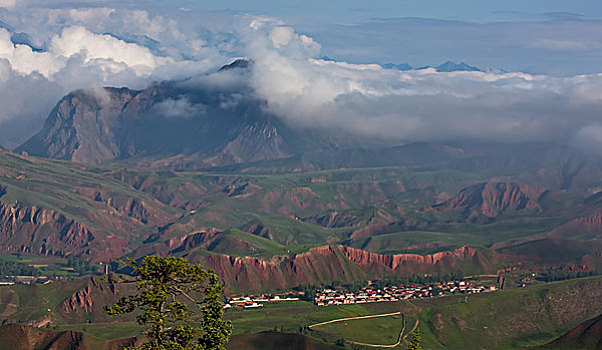 青海祁连县卓尔山