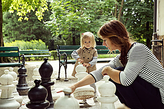母亲,幼儿,女儿,玩,巨大,下棋,公园