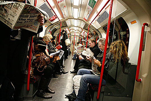 通勤,读,报纸,中心,线条,地铁,伦敦,英国