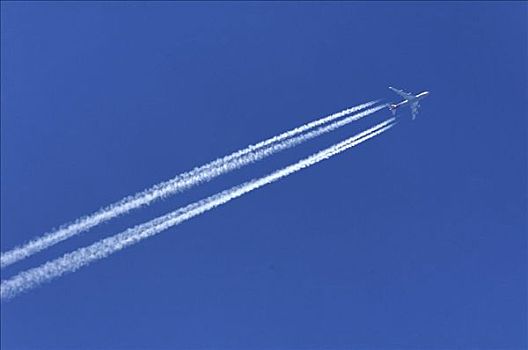 飞机,凝结尾迹,蓝天