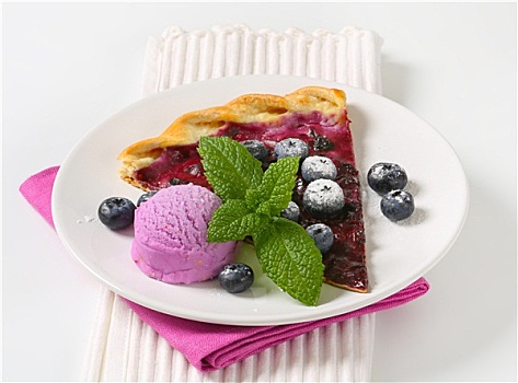 切片,蓝莓蛋糕,冰淇淋