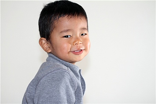 微笑,日本人,男孩,2岁