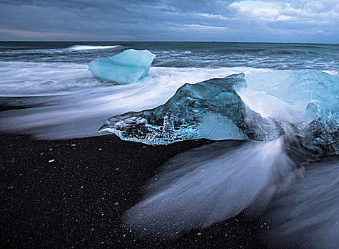 冰岛,冰川冰,火山岩,海滩,冰河,泻湖,日出
