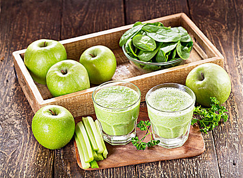 玻璃杯,绿色,果汁,苹果,芹菜,菠菜,木桌子