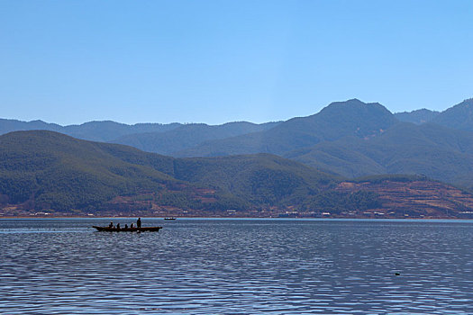 湖面,孤舟,海鸥