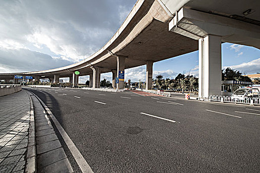 机场高速公路