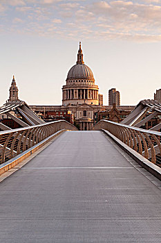 千禧桥,圣保罗大教堂,伦敦,英格兰,英国,欧洲