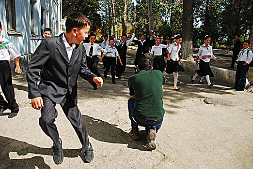 tajikistan,khujand,children,during,art,in,all,of,us,activities