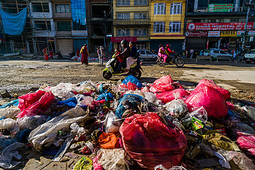 垃圾,堆积,旁侧,忙碌,道路,郊区,加德满都,尼泊尔,亚洲