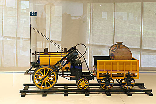 世界上第一辆蒸汽机车,模型