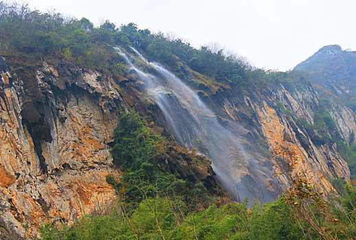 广西桂林,美丽壮观的,牛婆撒尿,瀑布