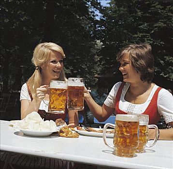 女青年,啤酒坊,椒盐卷饼,萝卜,巴伐利亚,德国,欧洲