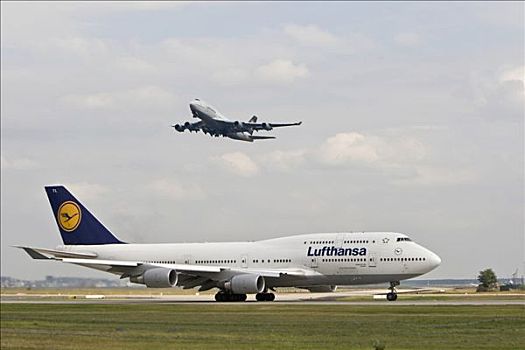 汉莎航空公司,波音747,飞机跑道,起飞,上方,法兰克福,机场,黑森州,德国,欧洲