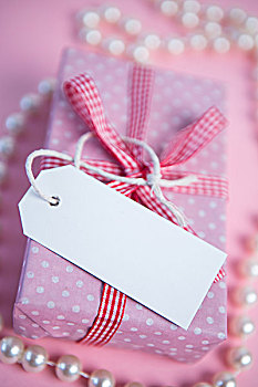 粉色,礼品包装,盒子,留白,标签,珍珠,表面