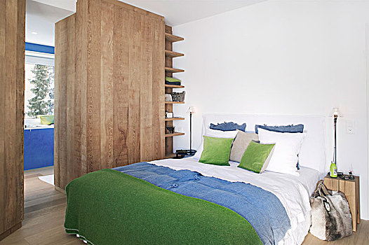 卧室,蓝色,绿色,木质