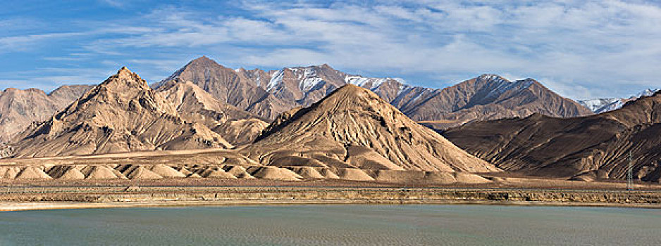 昆仑山玉珠峰美景