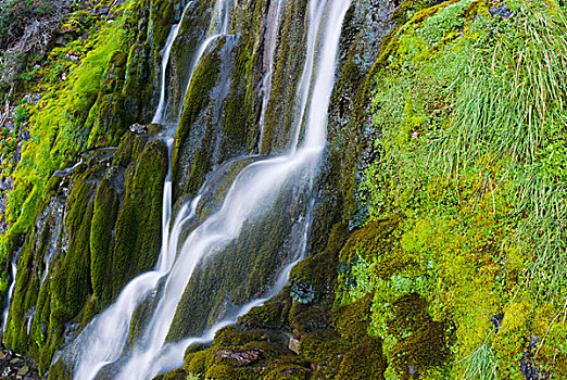 瀑布,火山湖国家公园,俄勒冈