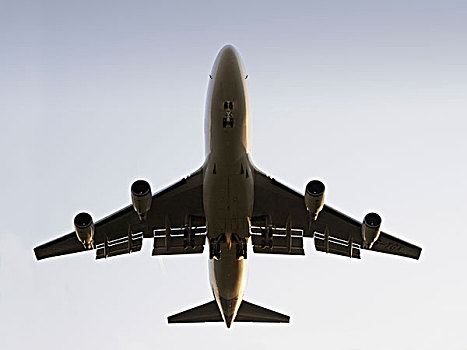 大型喷气客机,波音747,仰视,降落,靠近,法兰克福,机场,黑森州,德国,欧洲