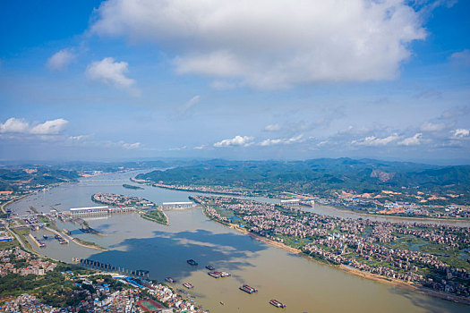 广西梧州,长洲水利枢纽风景旖旎如画卷