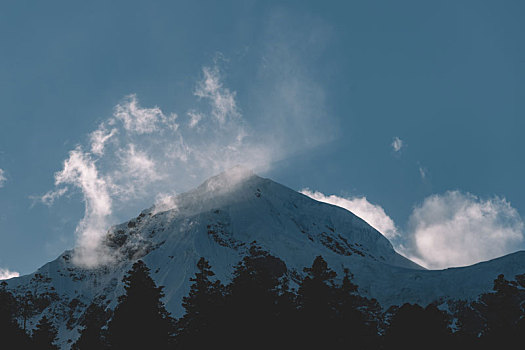 梅里雪山