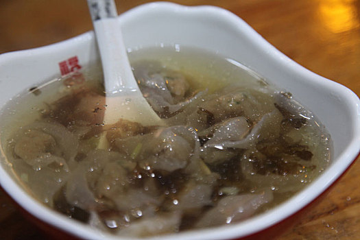 福州传统名小吃,同利肉燕