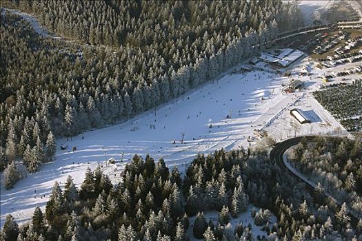 航拍,滑雪,区域,滑雪缆车,滑雪者,北莱茵威斯特伐利亚,德国,欧洲
