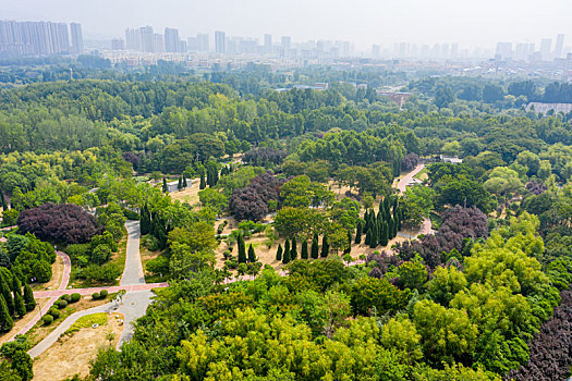 航拍河南平顶山白鹭洲国家城市湿地公园,采煤塌陷地改造成城市休闲公园