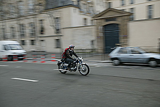 法国巴黎摩托车
