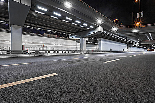 地下通道modernhighwaytunnelunderpass