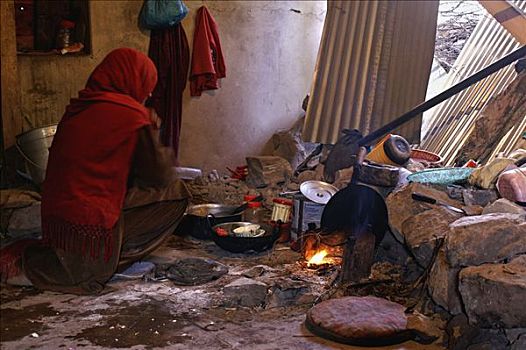 女人,壁炉,室内,房子,毁坏,地震,克什米尔,巴基斯坦