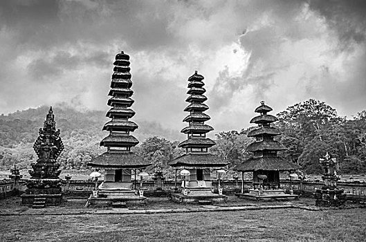 巴厘岛,印度教,庙宇,传统建筑,高,塔,层次,屋顶,山谷,布拉坦湖