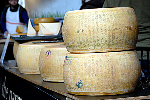 帕米吉安诺-雷吉安诺奶酪,奶酪,法国,展示,伦敦,英格兰