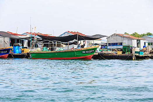 中国海南南湾猴岛渔排