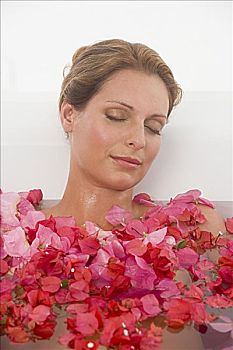 女人,沐浴,花瓣