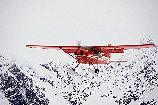 两栖飞机,滑雪,飞,山峦,阿拉斯加山脉,阿拉斯加,靠近,德纳里峰